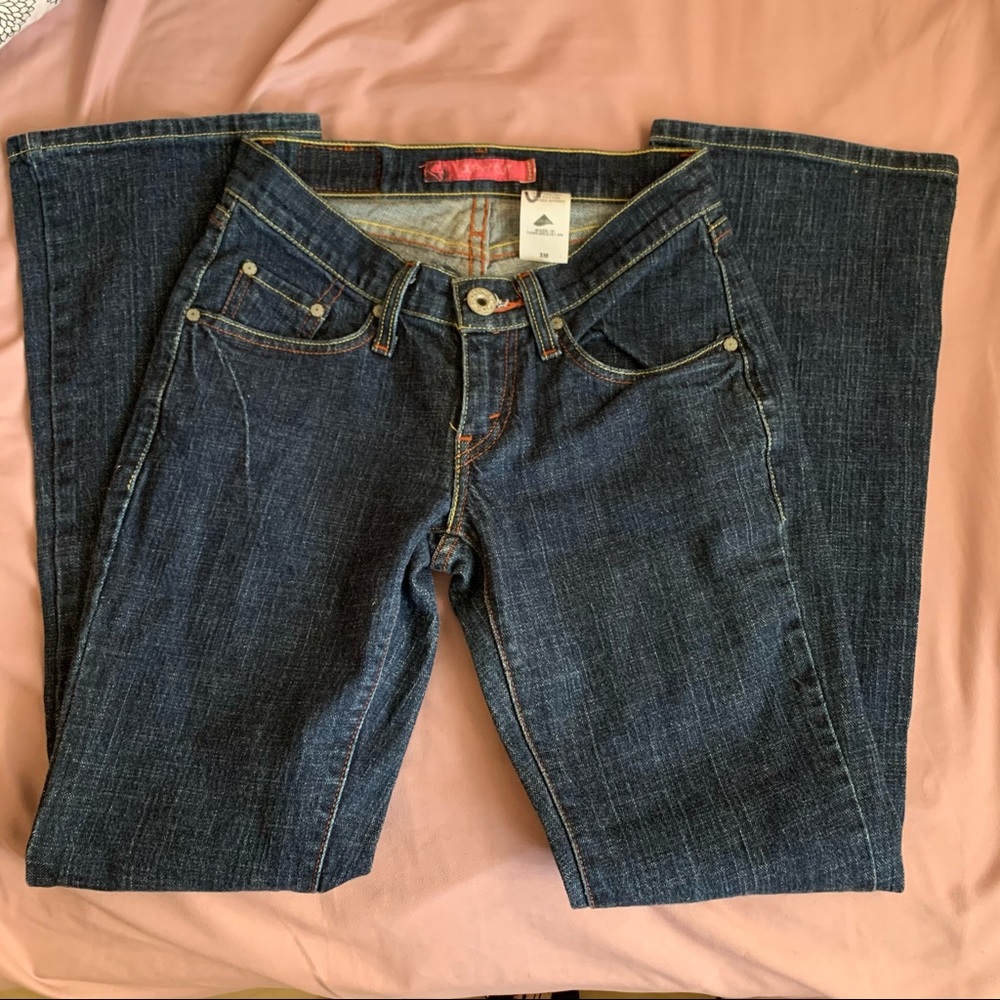 Vintage Levi’s Curvy Cut
